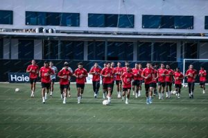 الأهلي يرفع ميزانيته إلى 3 ملايين دولار لحسم صفقة “المهاجم السوبر”